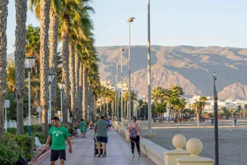 Vacaciones En La Playa Lejlighed Roquetas de Mar Eksteriør billede